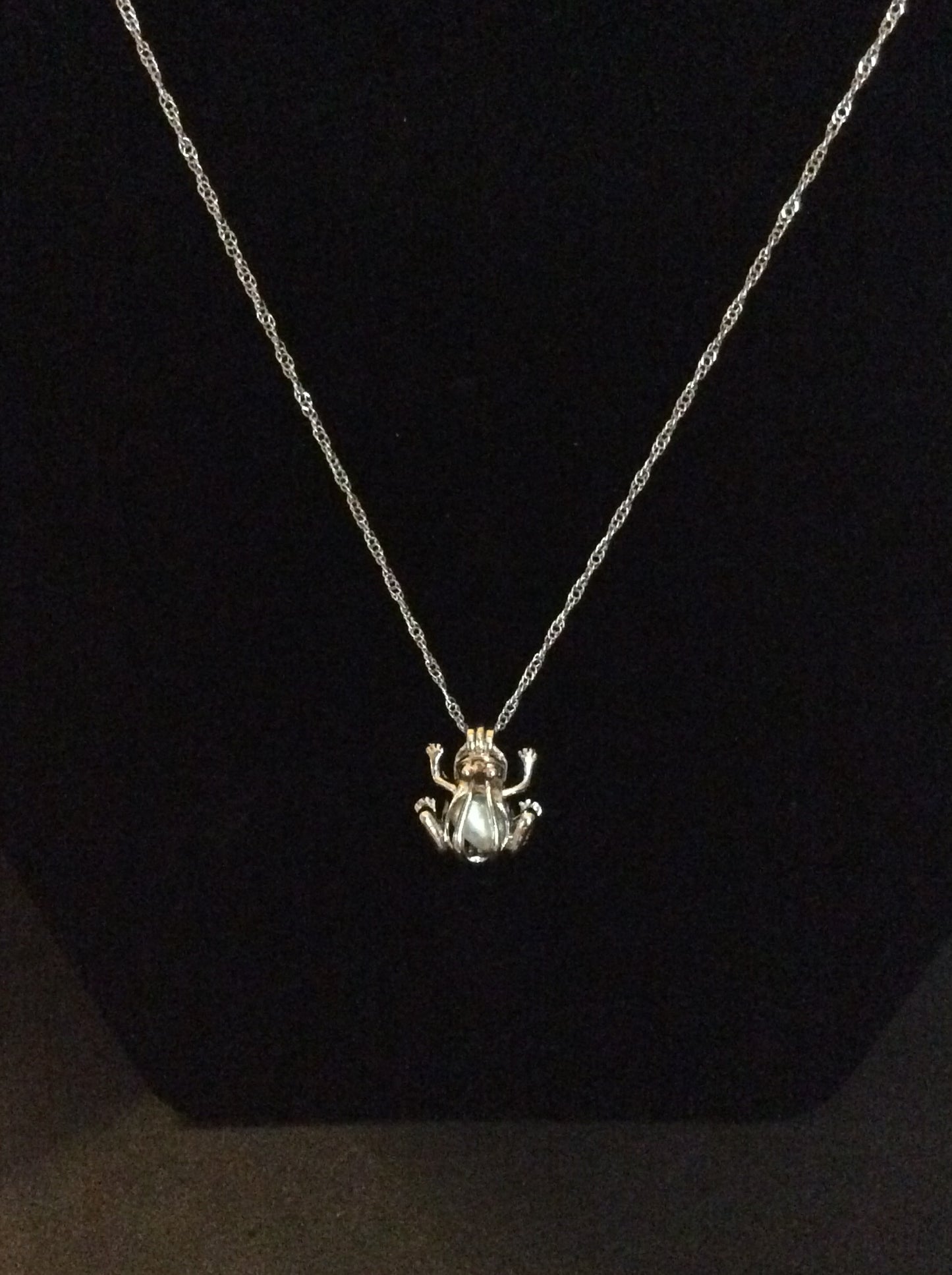 Pearl Pendant Necklaces