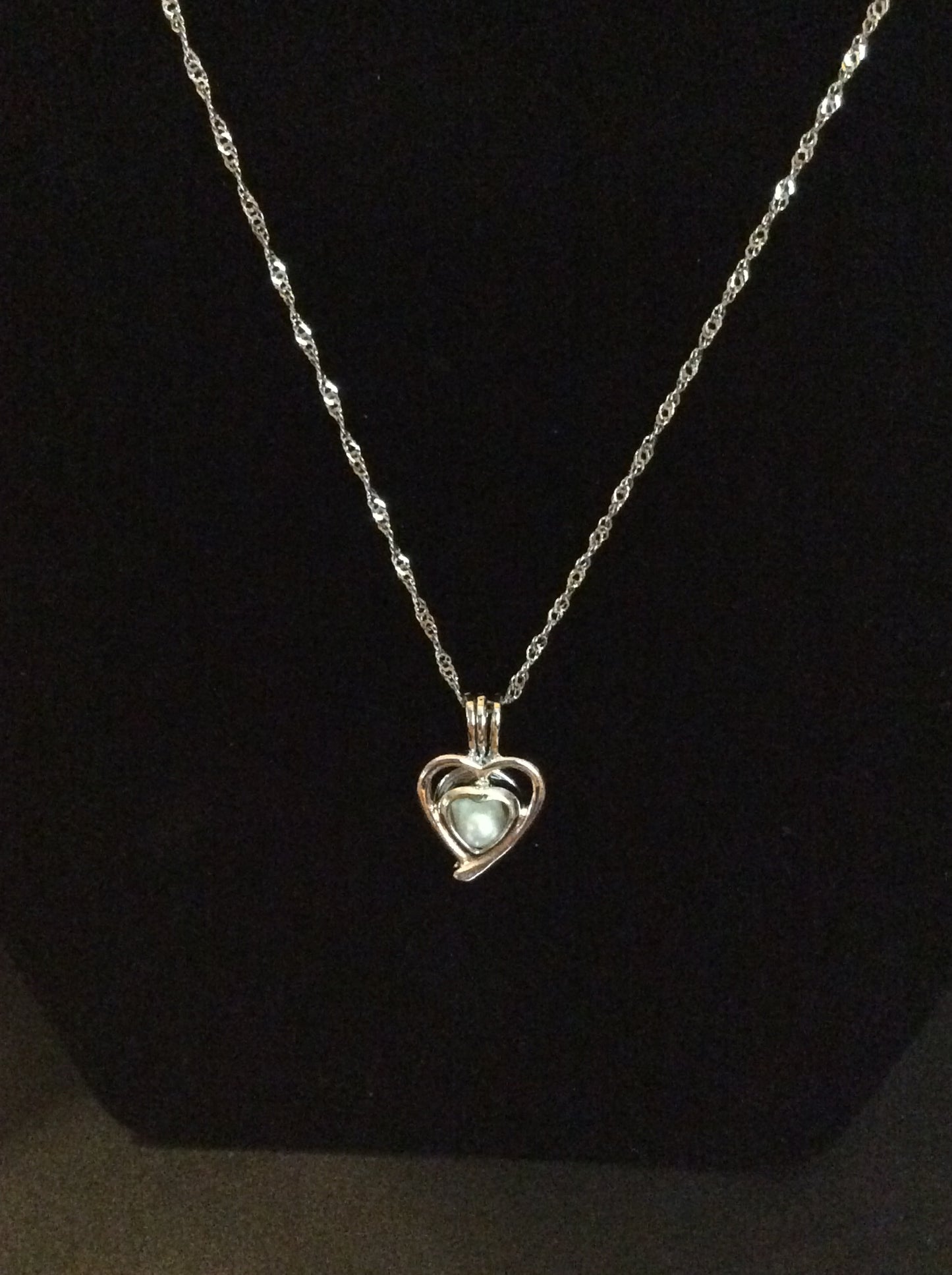 Pearl Pendant Necklaces